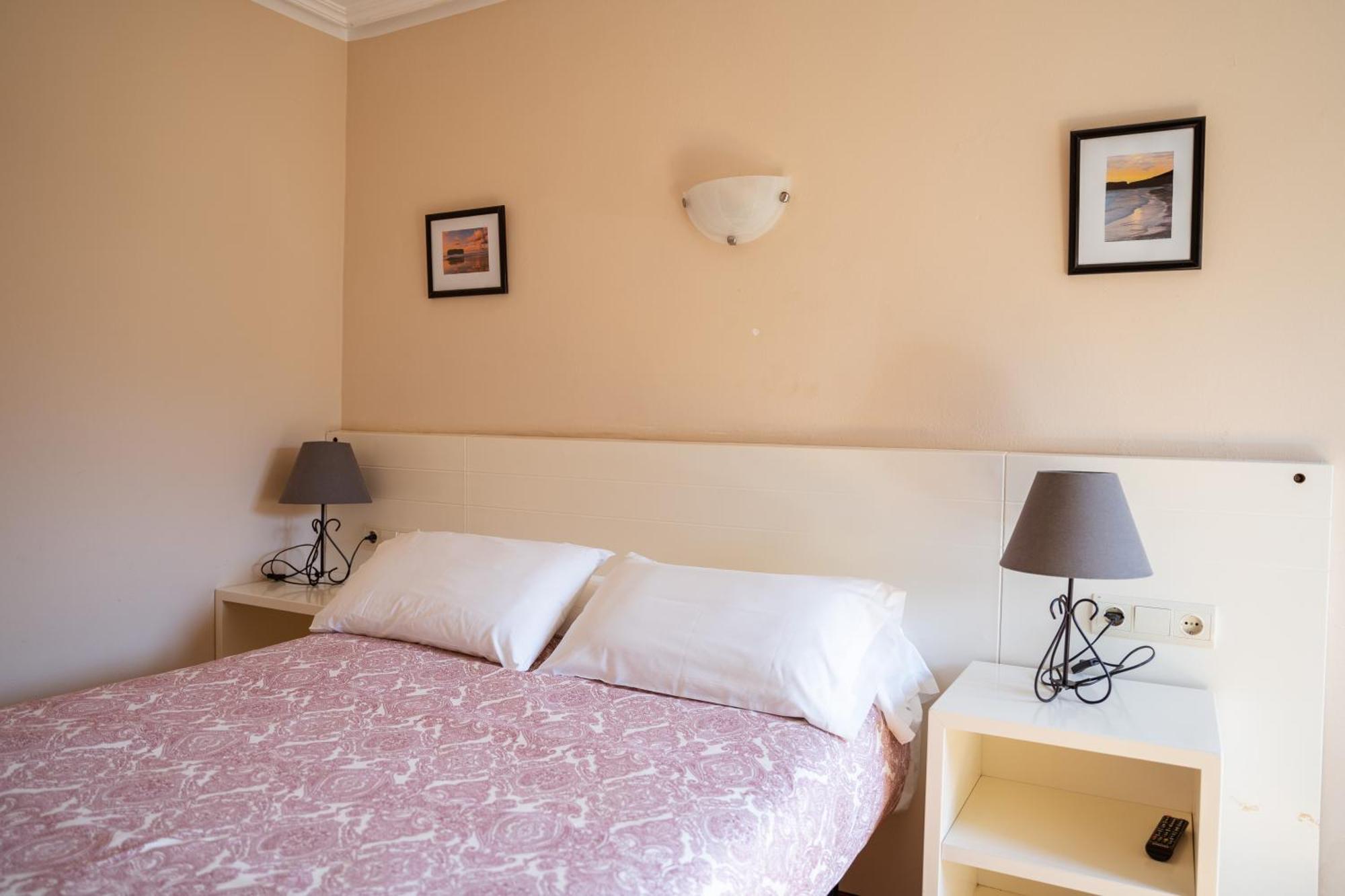 Pension San Jorge Nueva De Llanes Eksteriør billede